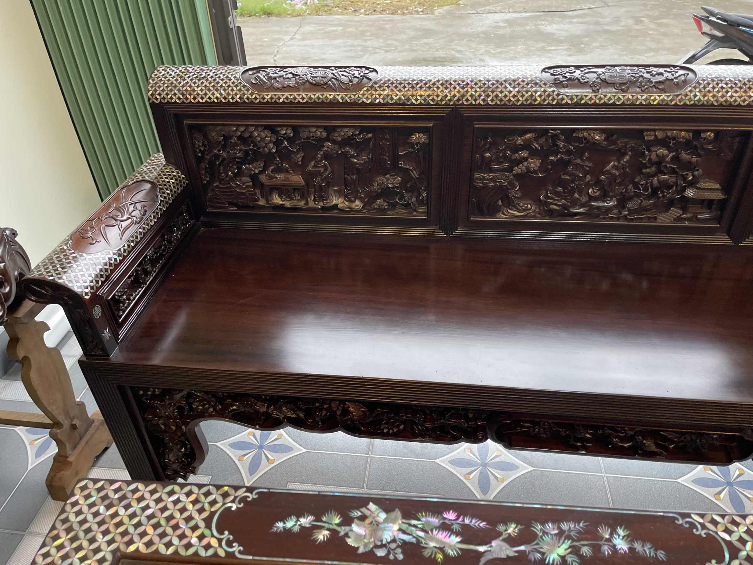 Bộ Trường Kỷ Chạm Tích Khảm Ốc Đẹp