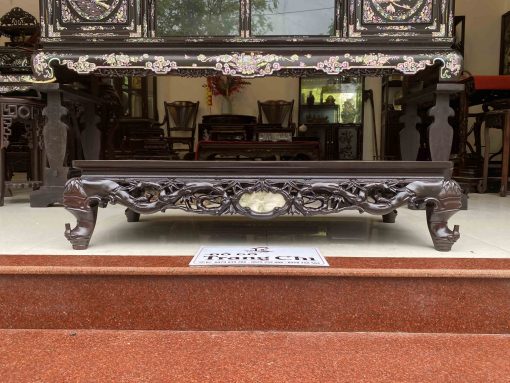 Văn Kỷ Uống Trà Kê Đồ Ngồi Bệt