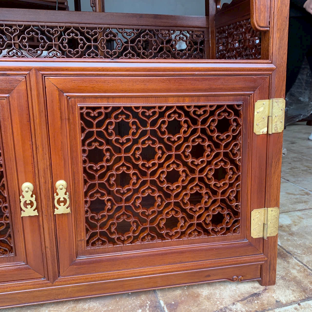 Bàn Bày Đồ Chữ A Lối Huế