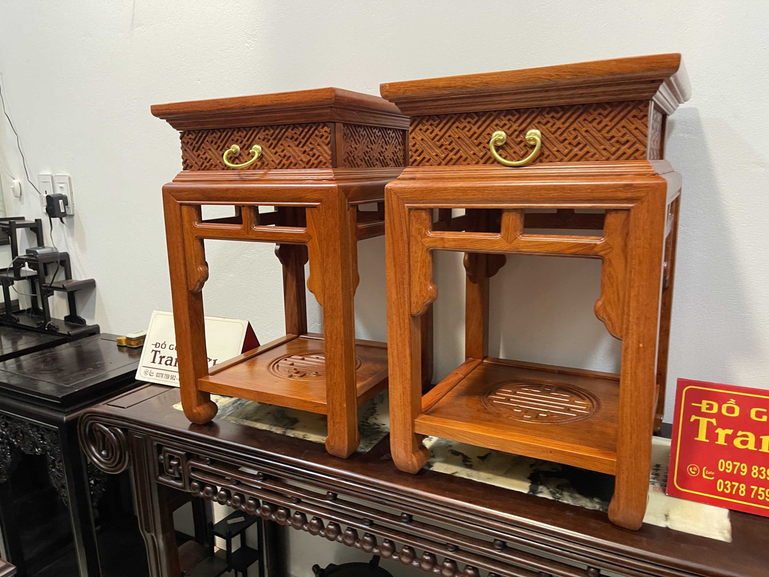 Đôn Vuông Có Ngăn Kéo Gỗ Hương Đá 60 x 38 cm 