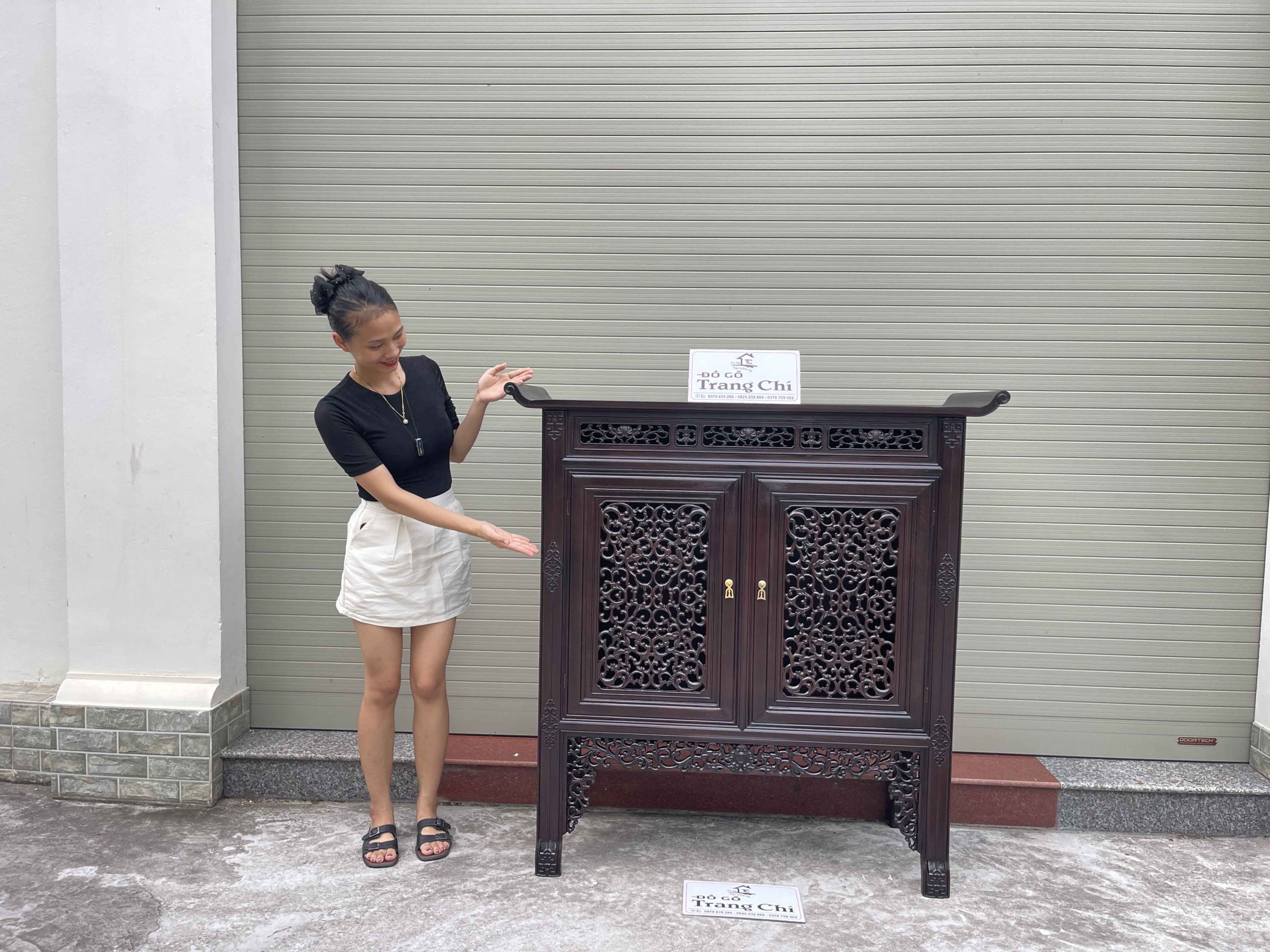 Mẫu Bàn Nghi Thờ Tai Vảnh Lối Huế