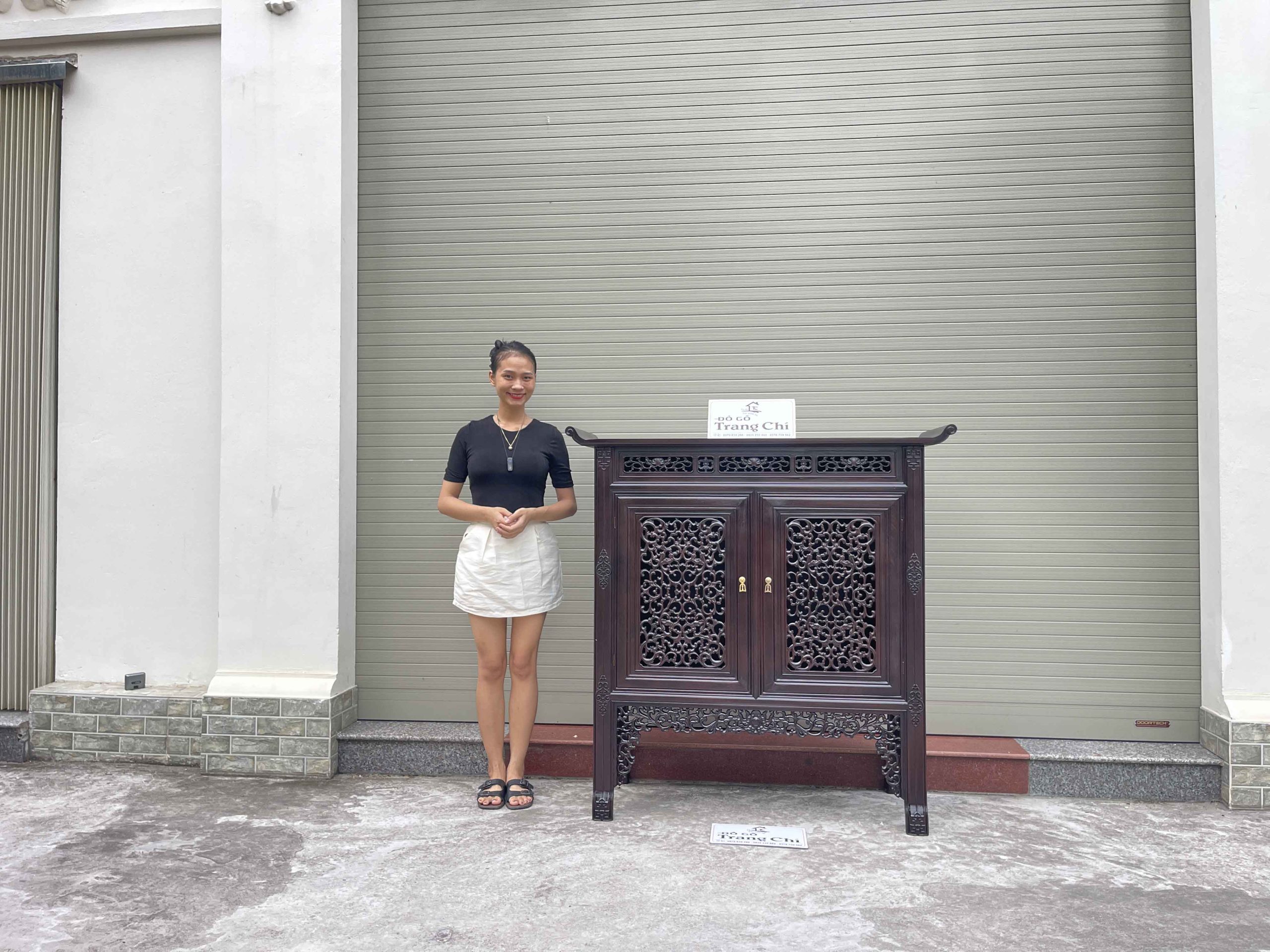 Mẫu Bàn Nghi Thờ Tai Vảnh Lối Huế