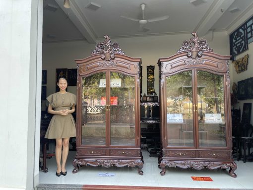Mẫu Tủ Bày Đồ Louis Tân Cổ Điển