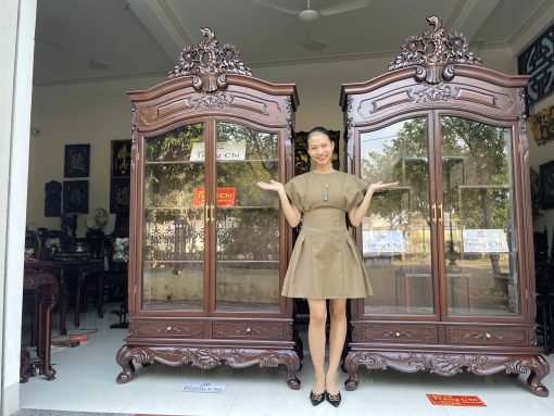 Mẫu Tủ Bày Đồ Louis Tân Cổ Điển