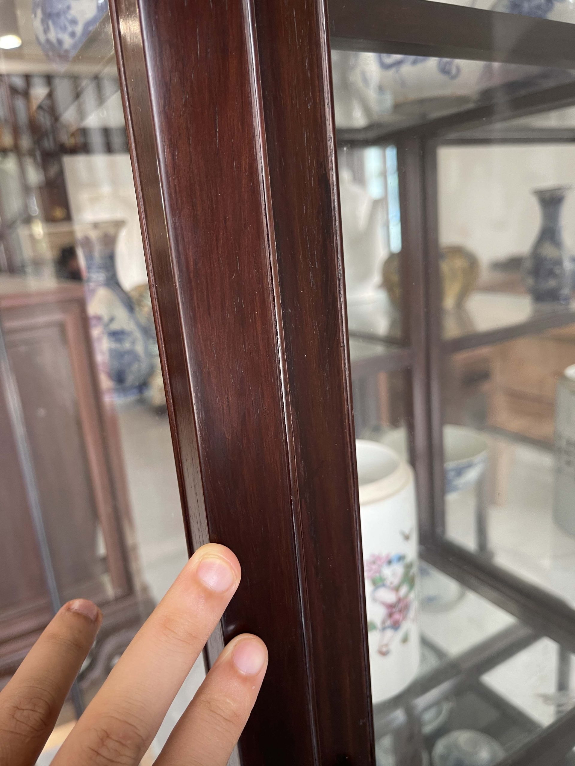 Tủ Bày Đồ Gỗ Trắc Lối Tàu Có Kính