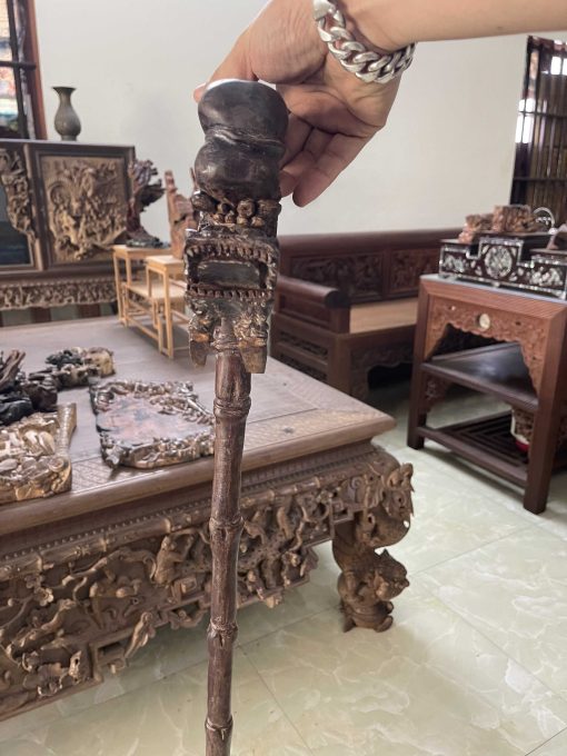 gậy batoong gỗ gụ đục chạm đầu rồng thân trúc