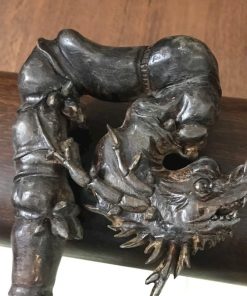 gậy batoong gỗ gụ đục chạm đầu rồng thân trúc