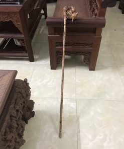 gậy batoong gỗ gụ đục chạm đầu rồng thân trúc