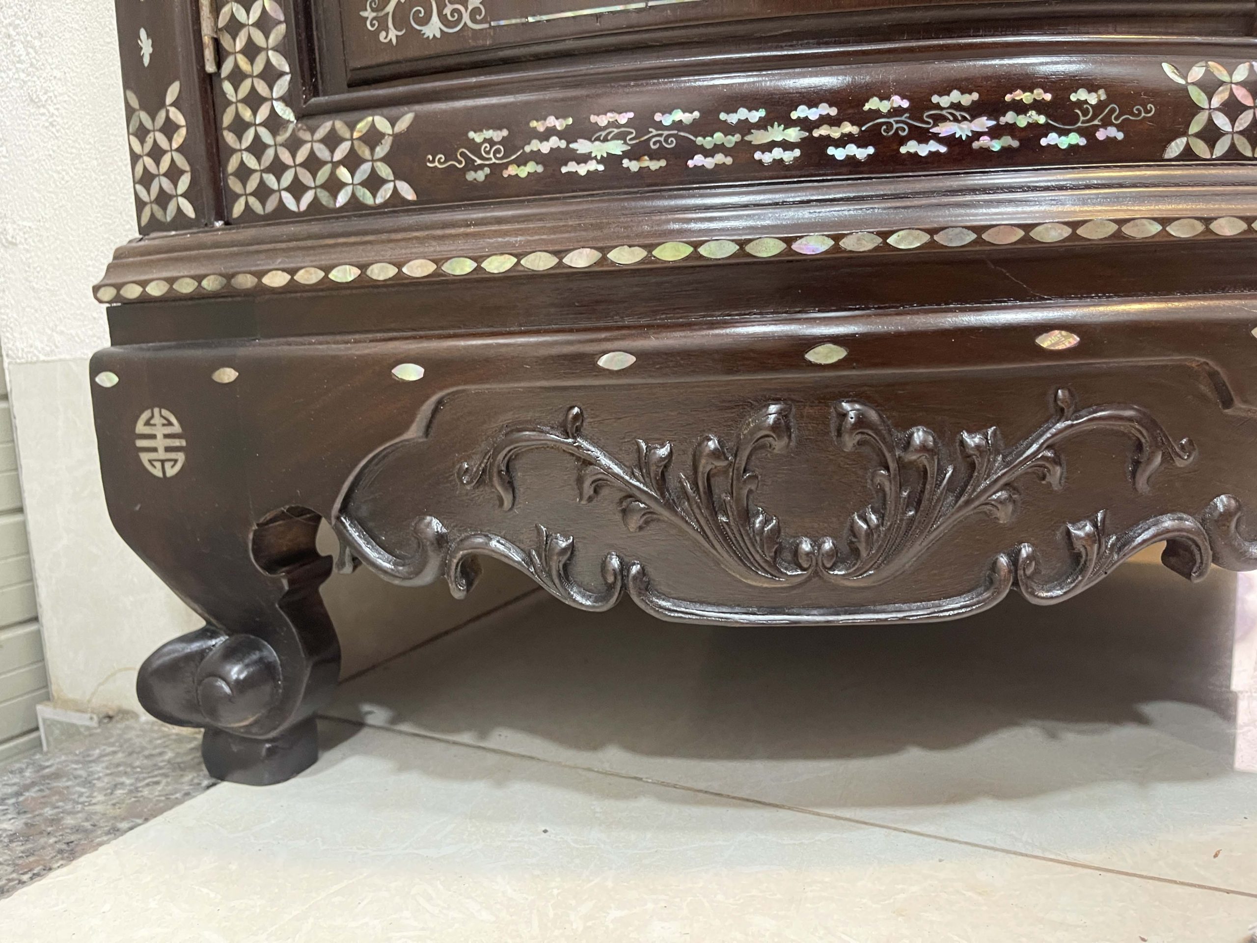 Tủ Góc 60 Bày Đồ Khảm Cẩn Ốc (16) Tủ Góc 60 Bày Đồ Khảm Cẩn Ốc