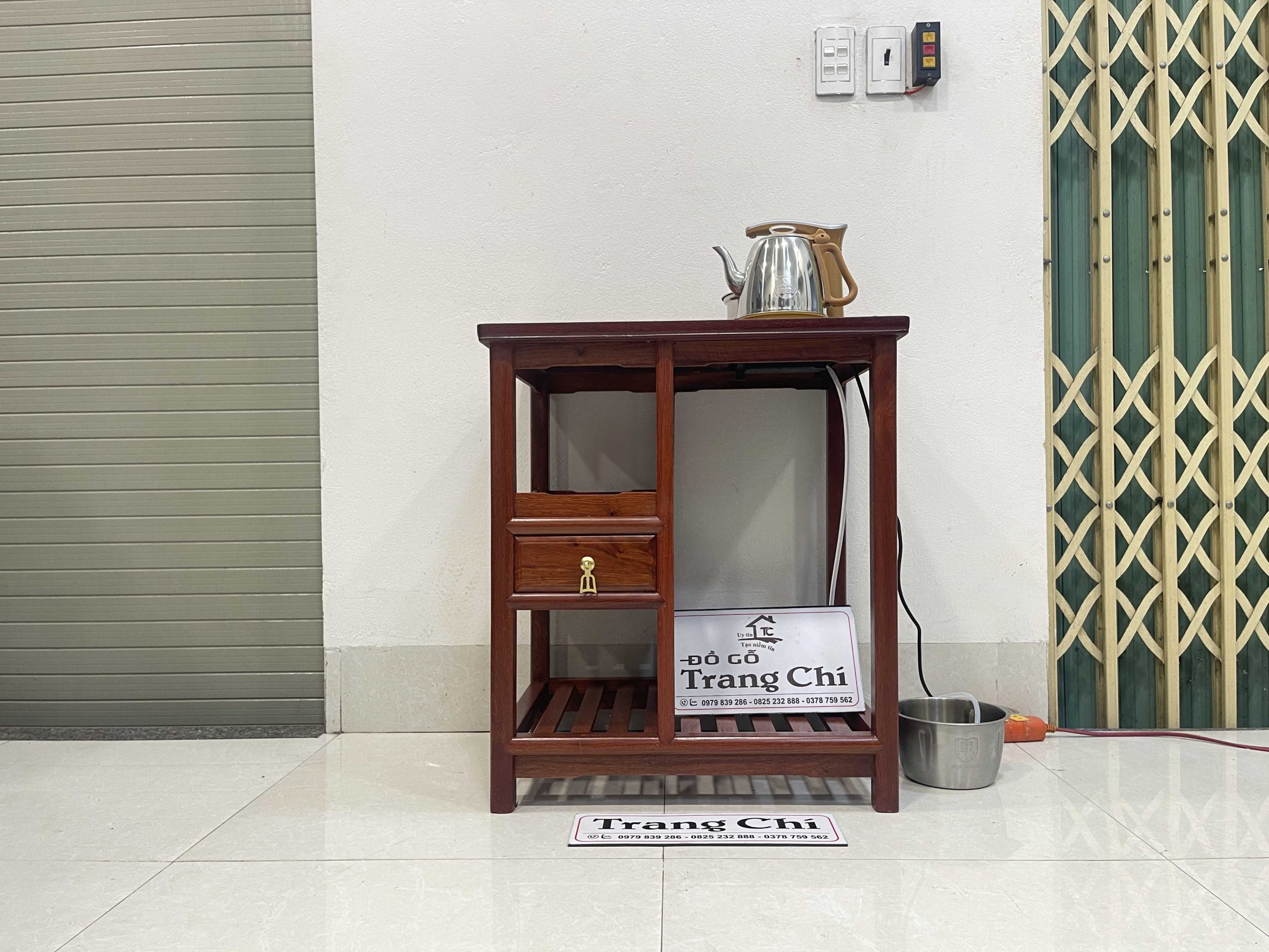 Kệ Pha Trà Có Ấm Và Siêu Gỗ Hương (2) Kệ Pha Trà Có Ấm Và Siêu Gỗ Hương