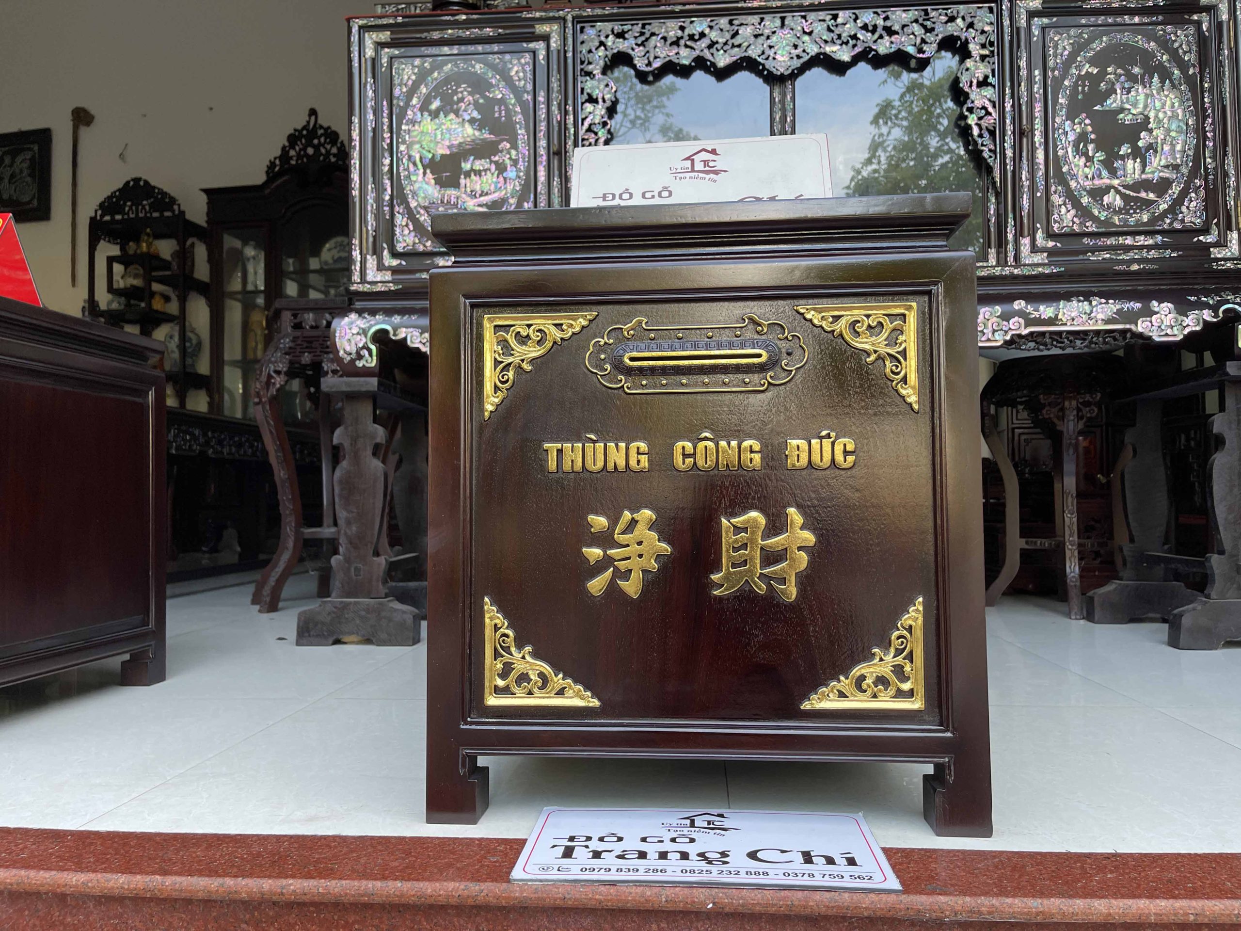 Mẫu Thùng Công Đức Gỗ Gụ Sơn Thiếc