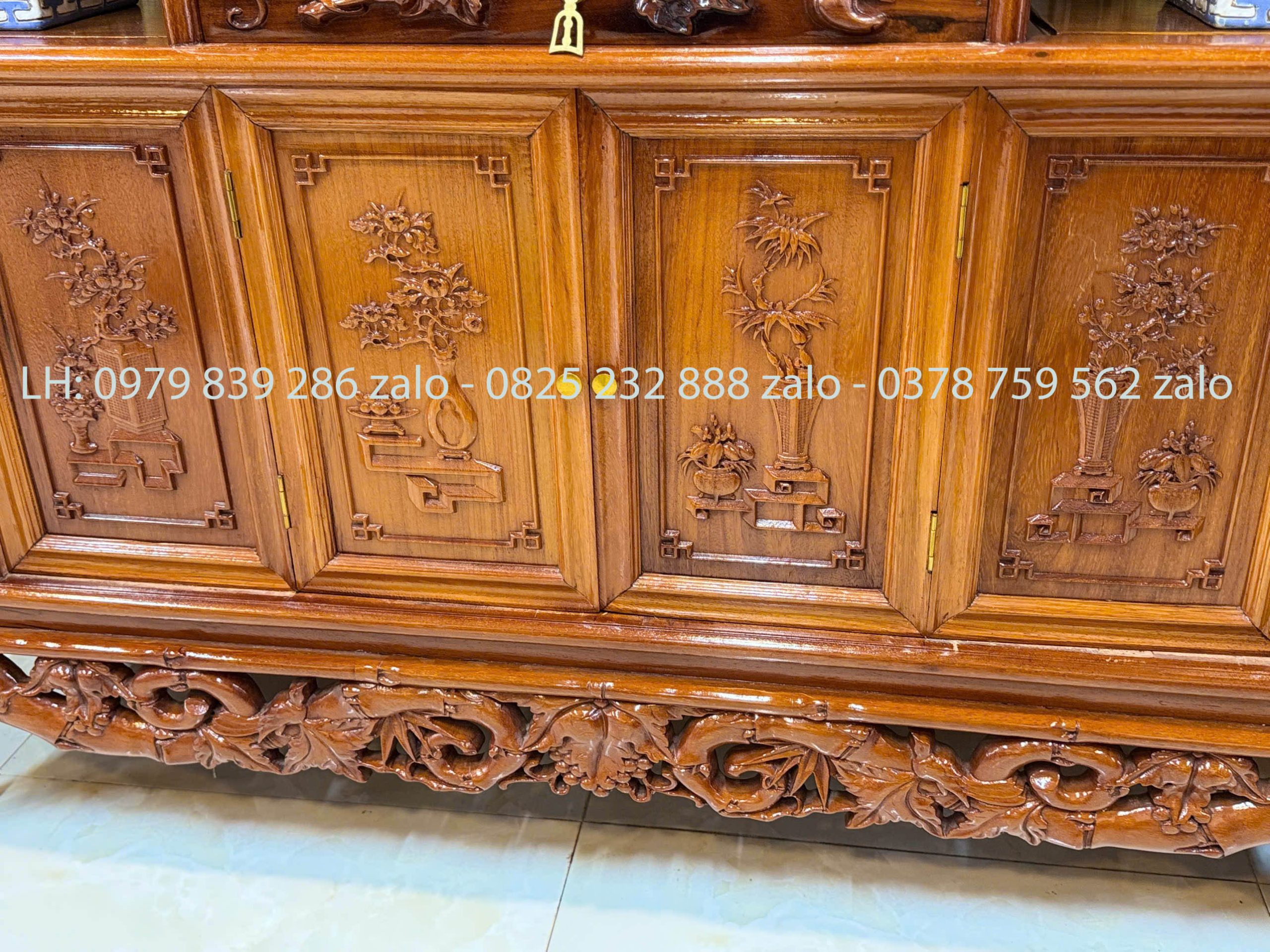 Tủ Bày Đồ Bình Phong Chạm Trúc