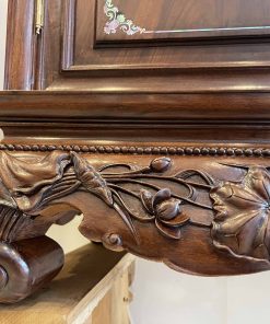 Tủ Chè Gụ Mẫu Chạm Khảm Hoa Sen Y Nghĩa