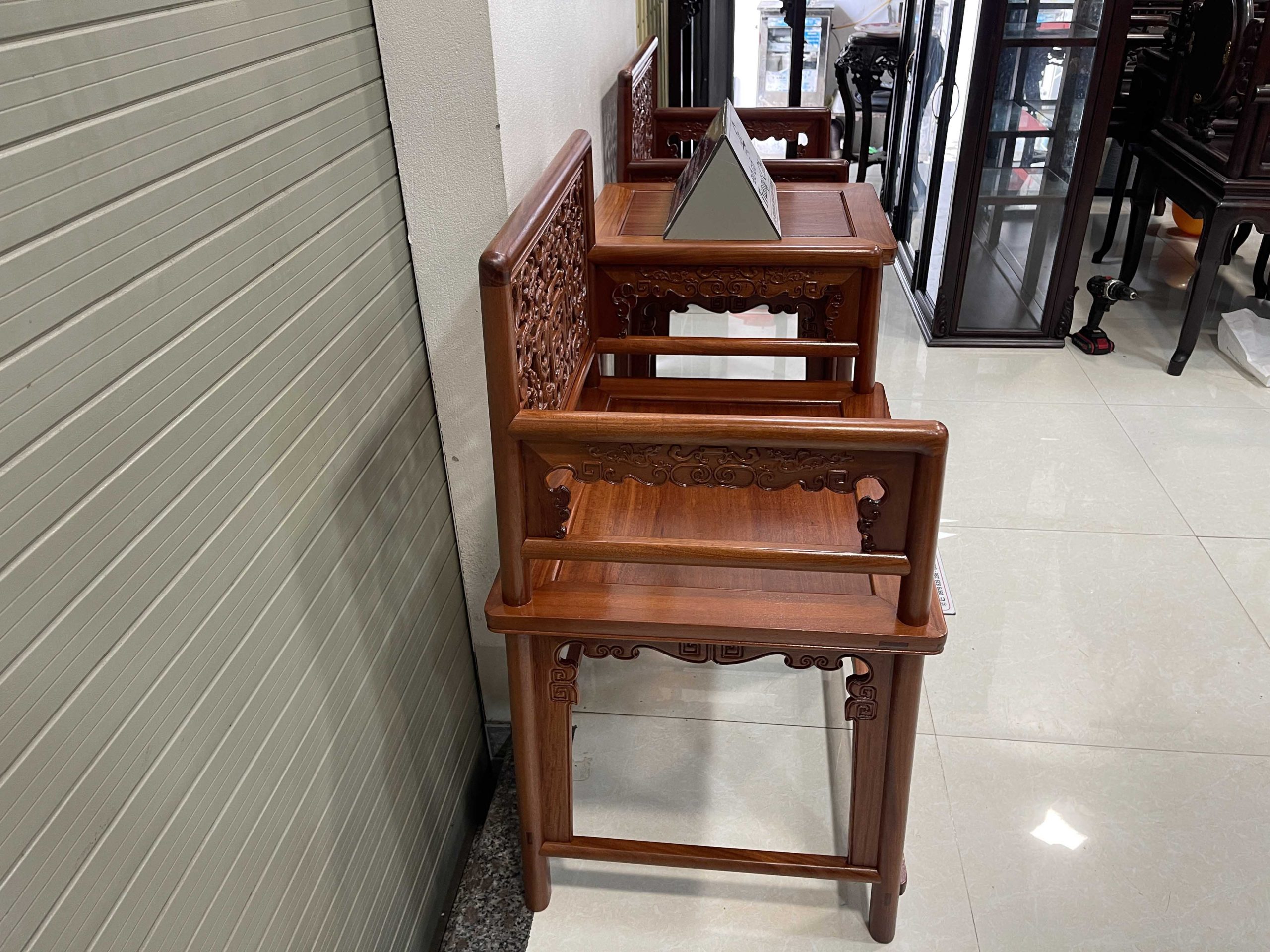 Bộ Bàn Trà 3 Món Lối Tàu Dáng Chữ A