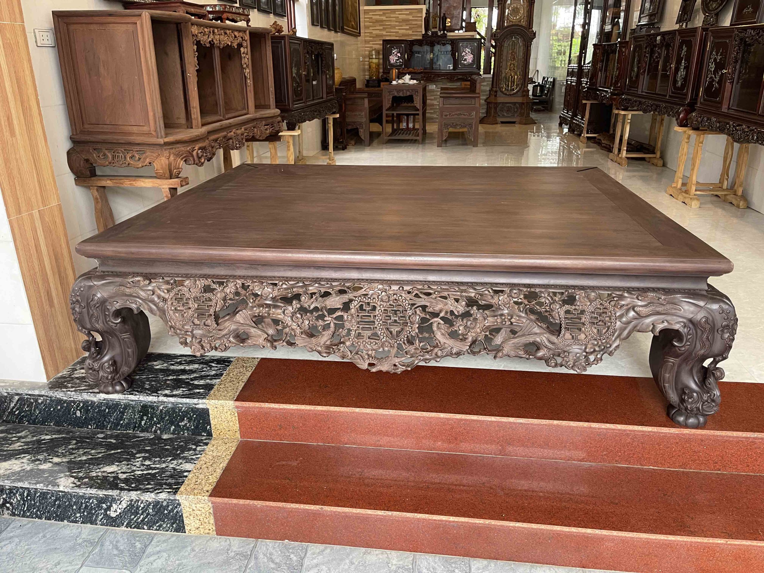 Mẫu Sập Mai Cài Thọ Đánh Chay Chổi Tre