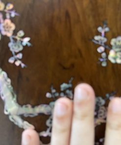 Tủ Chè Gụ Khảm Hồng Mai Bệ Phúc Lèo Nho