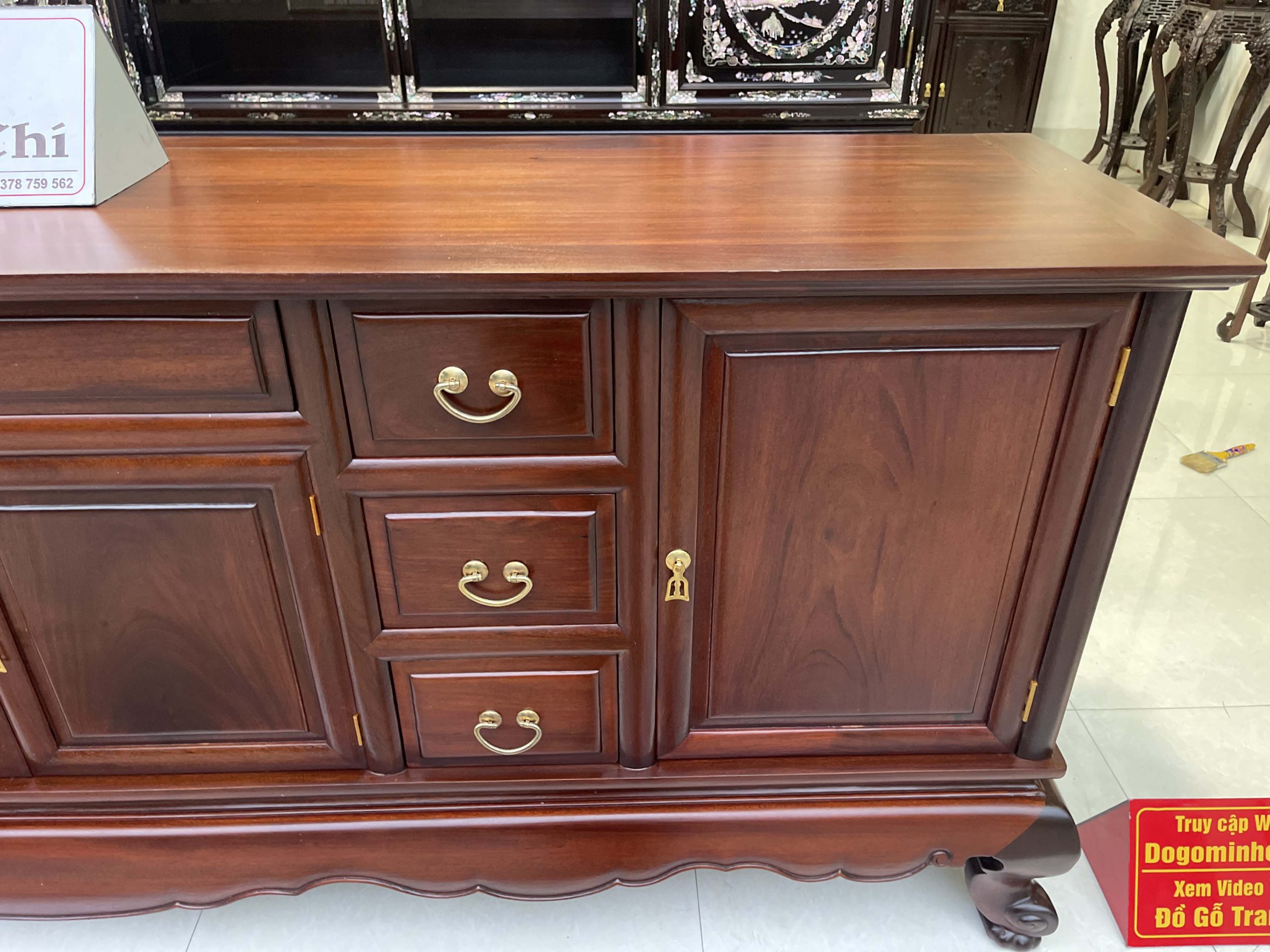 Kệ Tivi Gỗ Gụ Trơn 217 x 82 x 48 cm