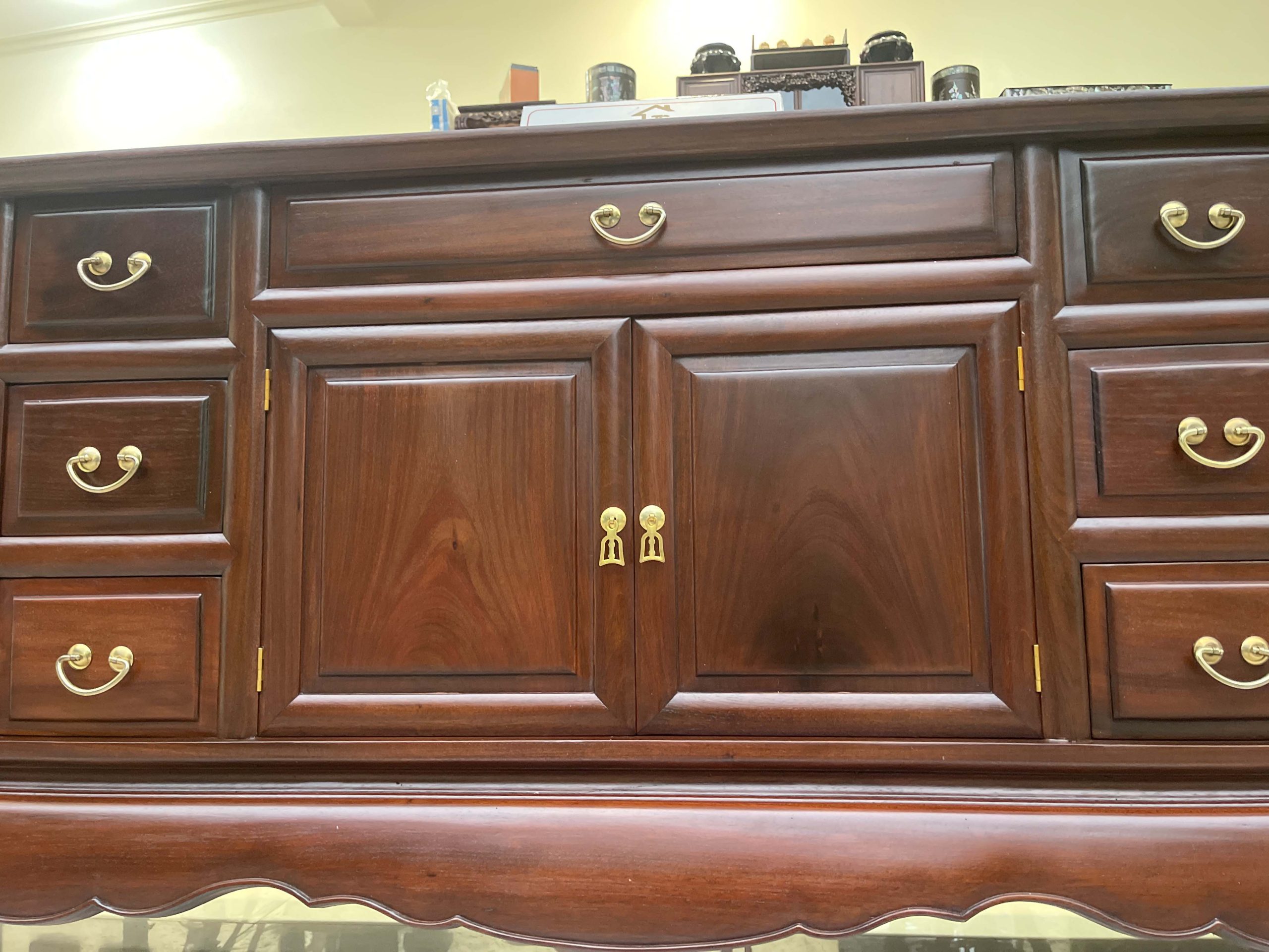 Kệ Tivi Gỗ Gụ Trơn 217 x 82 x 48 cm