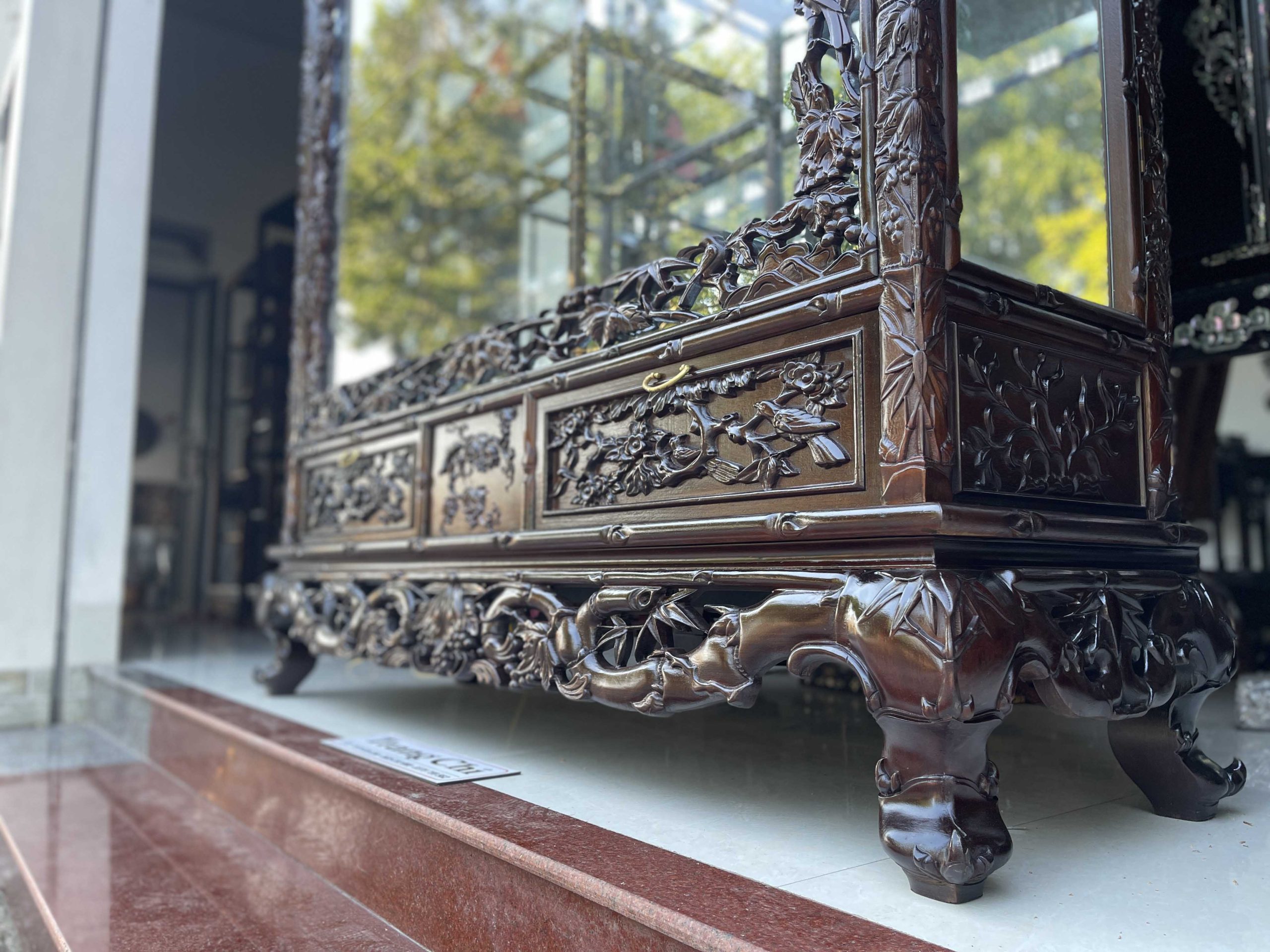 Tủ Bày Đồ Trúc Cỡ Đại Có Kính