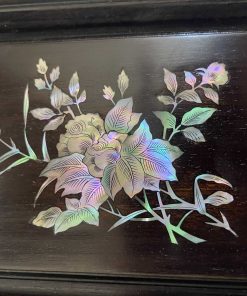 Tủ Louis khảm Ốc Đẹp Đỏ Rực