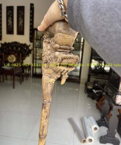 Gậy Batoong Chạm Trúc Hóa Long Đục Tay
