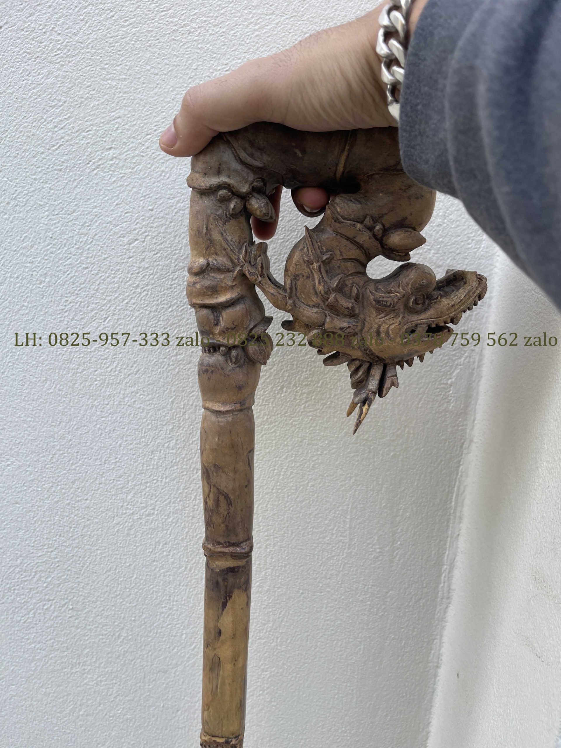 Gậy Batoong Chạm Trúc Hóa Long Đục Tay (29) Gậy Batoong Chạm Trúc Hóa Long Đục Tay