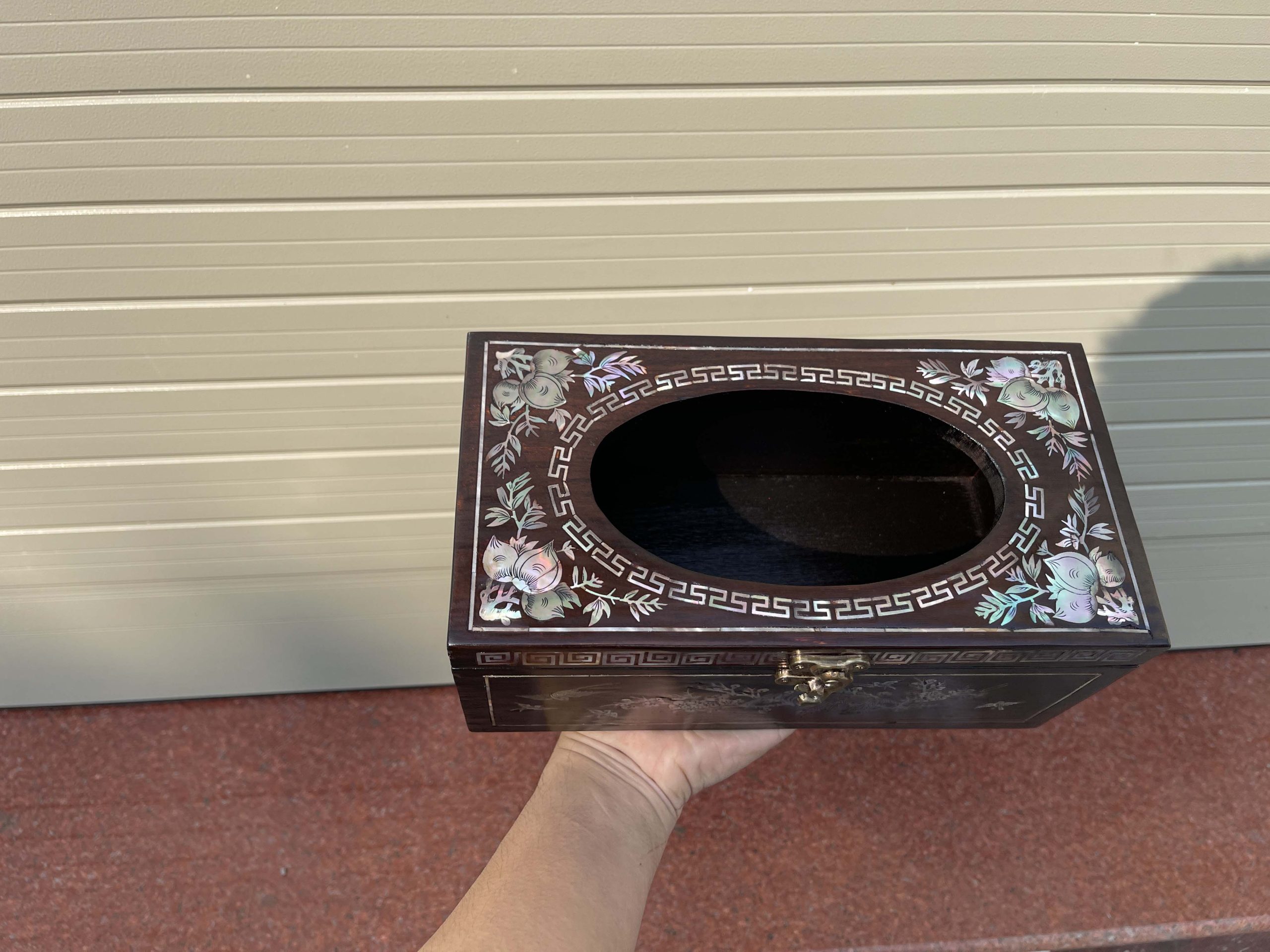 Hộp Đựng Giấy Khảm Cẩn Ốc