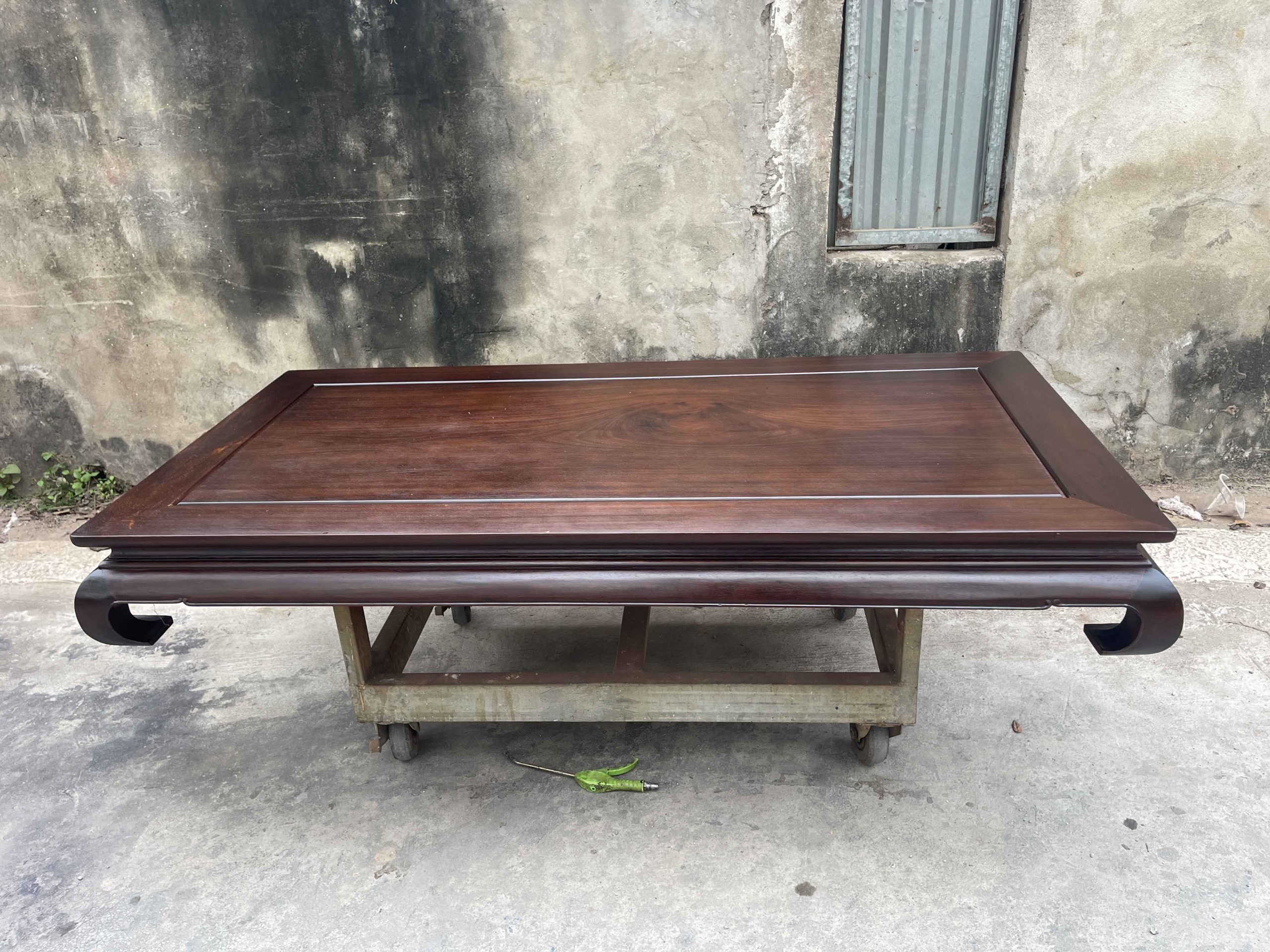 Văn Kỷ Bàn Trà Cỡ Đại Làm Theo Kích Thước