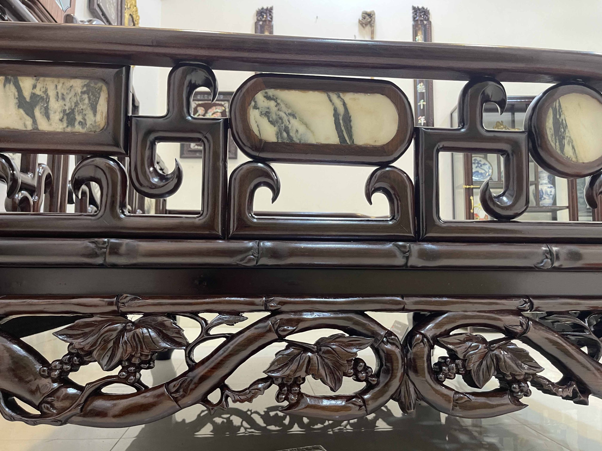 Giường Ba Thành Chạm Trúc Tựa Móc