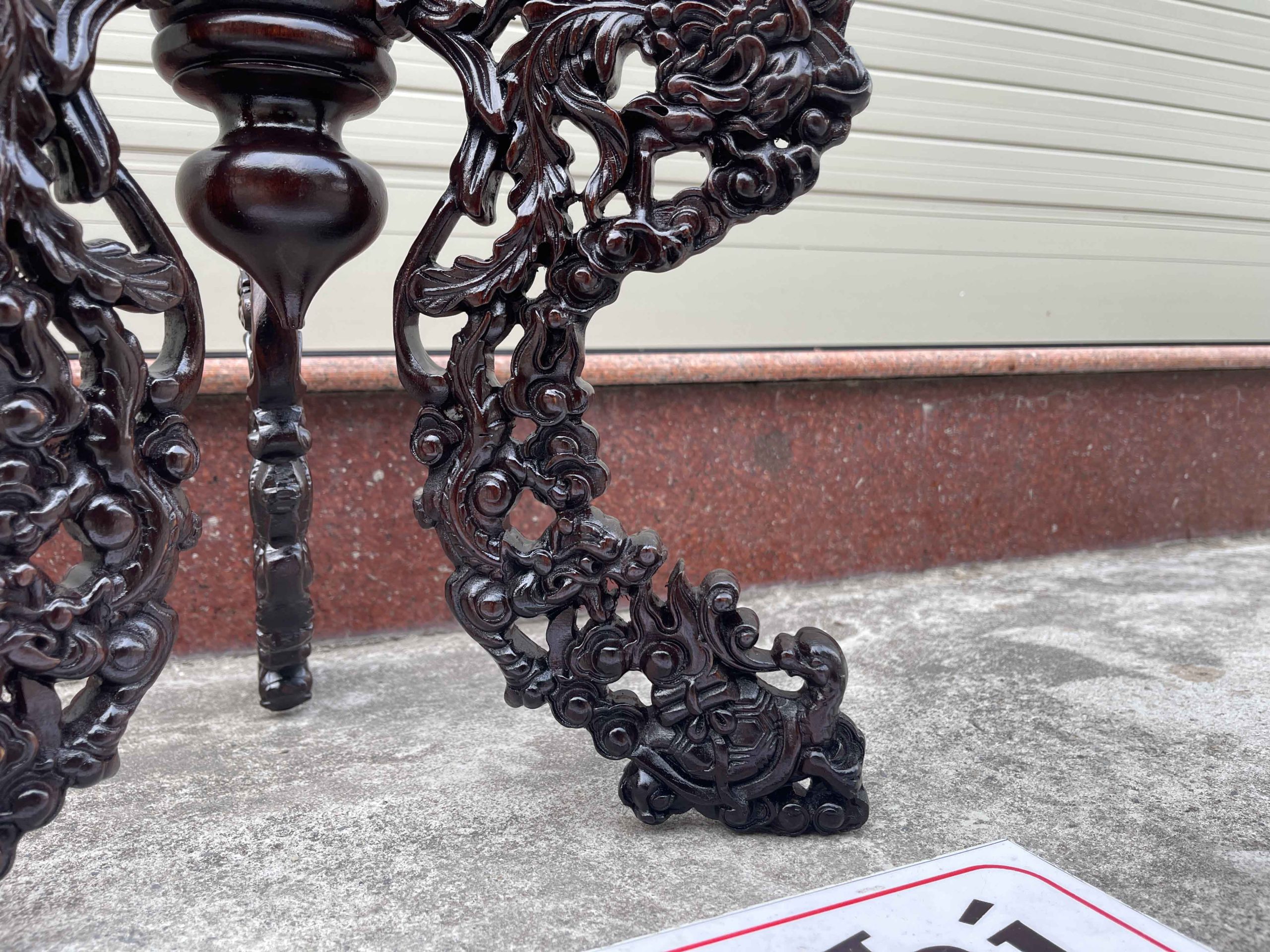 Mẫu Chò 3 Chân Chạm Long Ly Quy Phụng