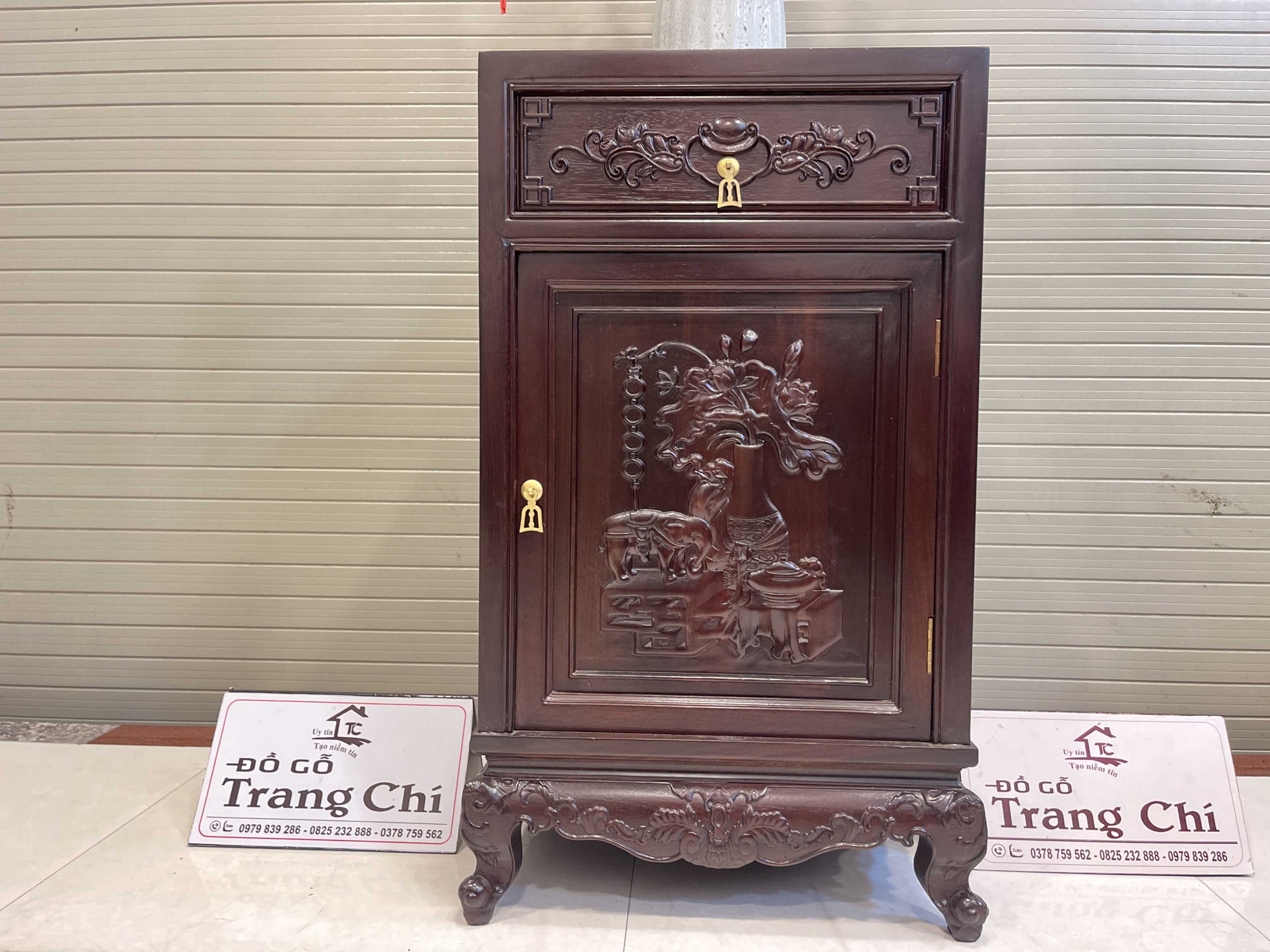 Mẫu Tủ Táp Kê Đồ Đựng Đồ Gỗ Gụ