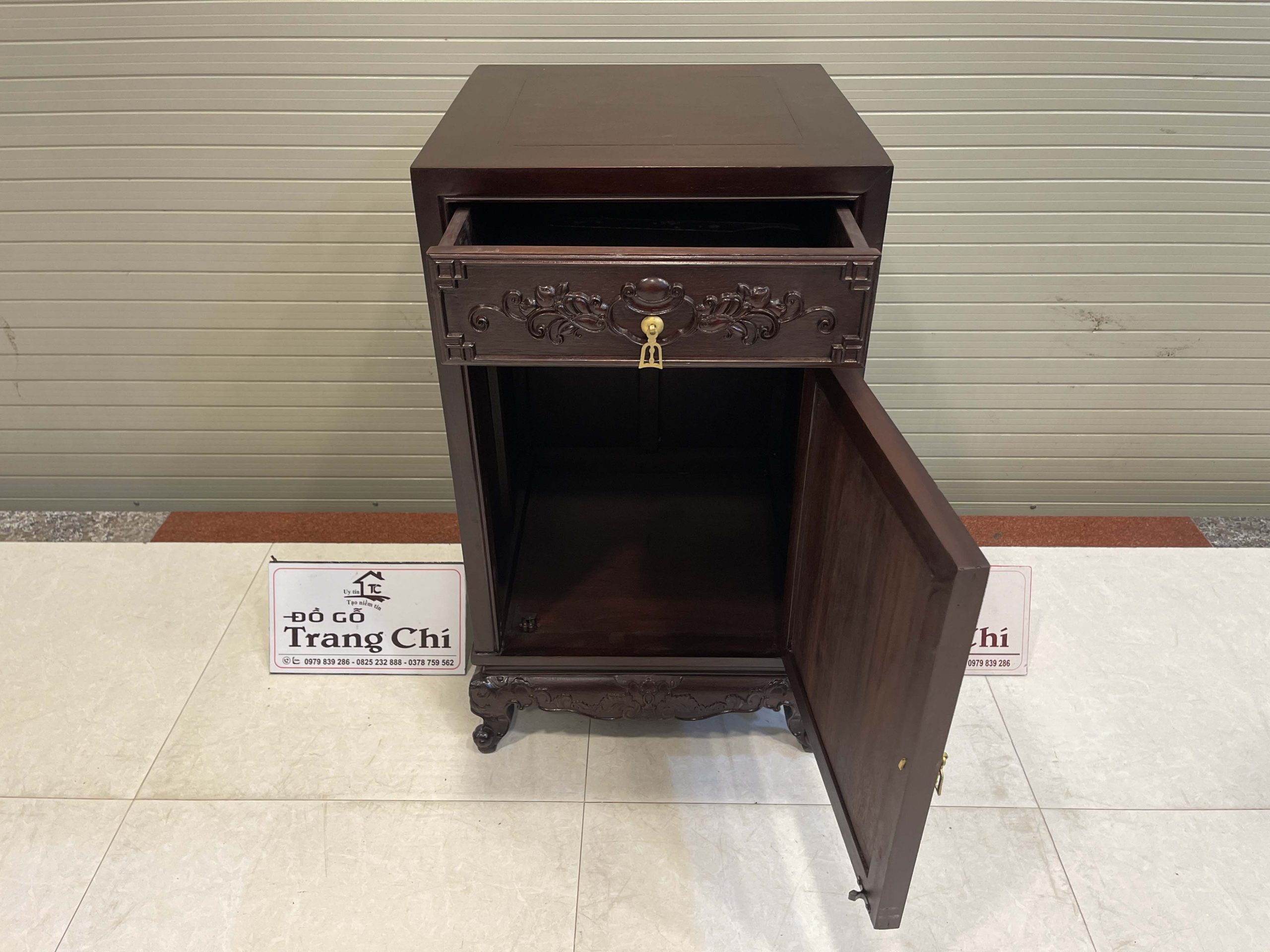 Mẫu Tủ Táp Kê Đồ Đựng Đồ Gỗ Gụ