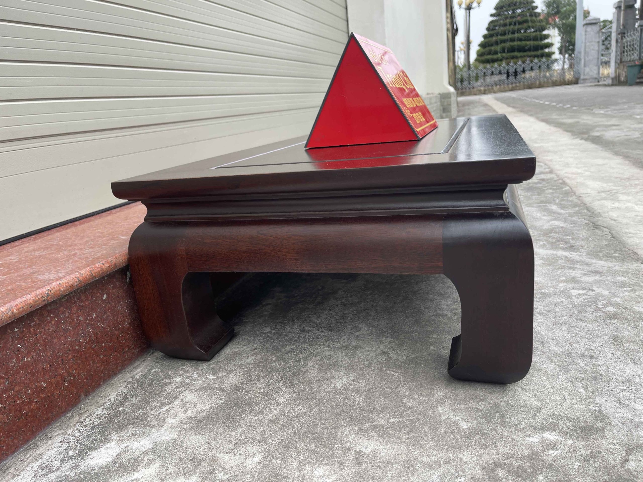 Báo Giá Bàn Trà Gỗ Gụ Làm Theo Kích Thước 