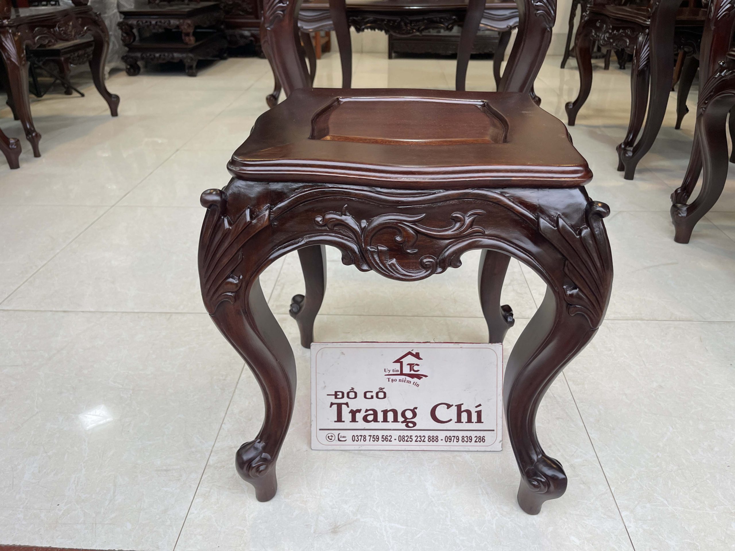 Bộ Ghế Louis Chạm 2 Mặt