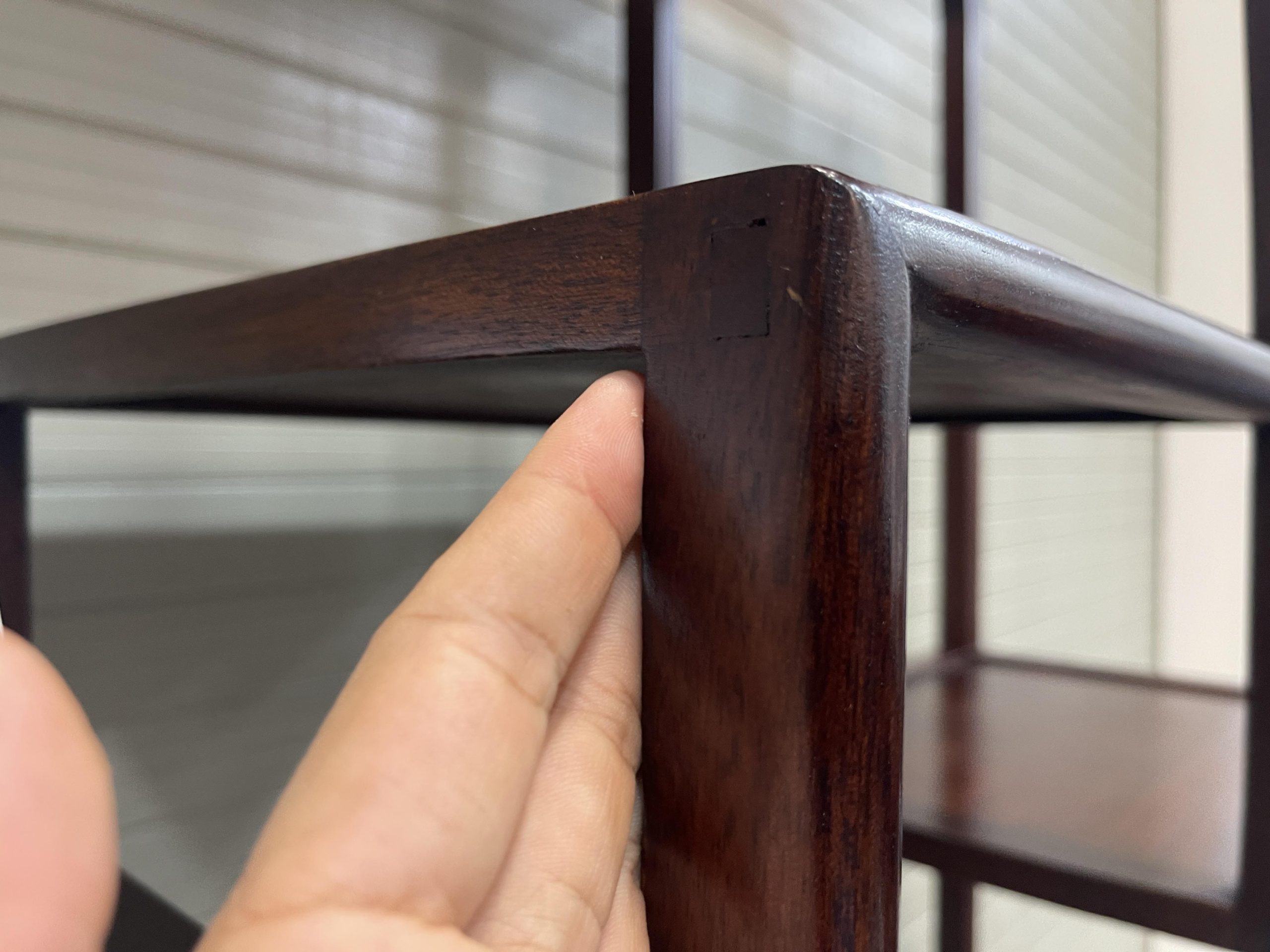 Mẫu Kệ Bày Đồ Gỗ Gụ 211 x 119 x 36 Cm (5) Mẫu Kệ Bày Đồ Gỗ Gụ 211 x 119 x 36 Cm