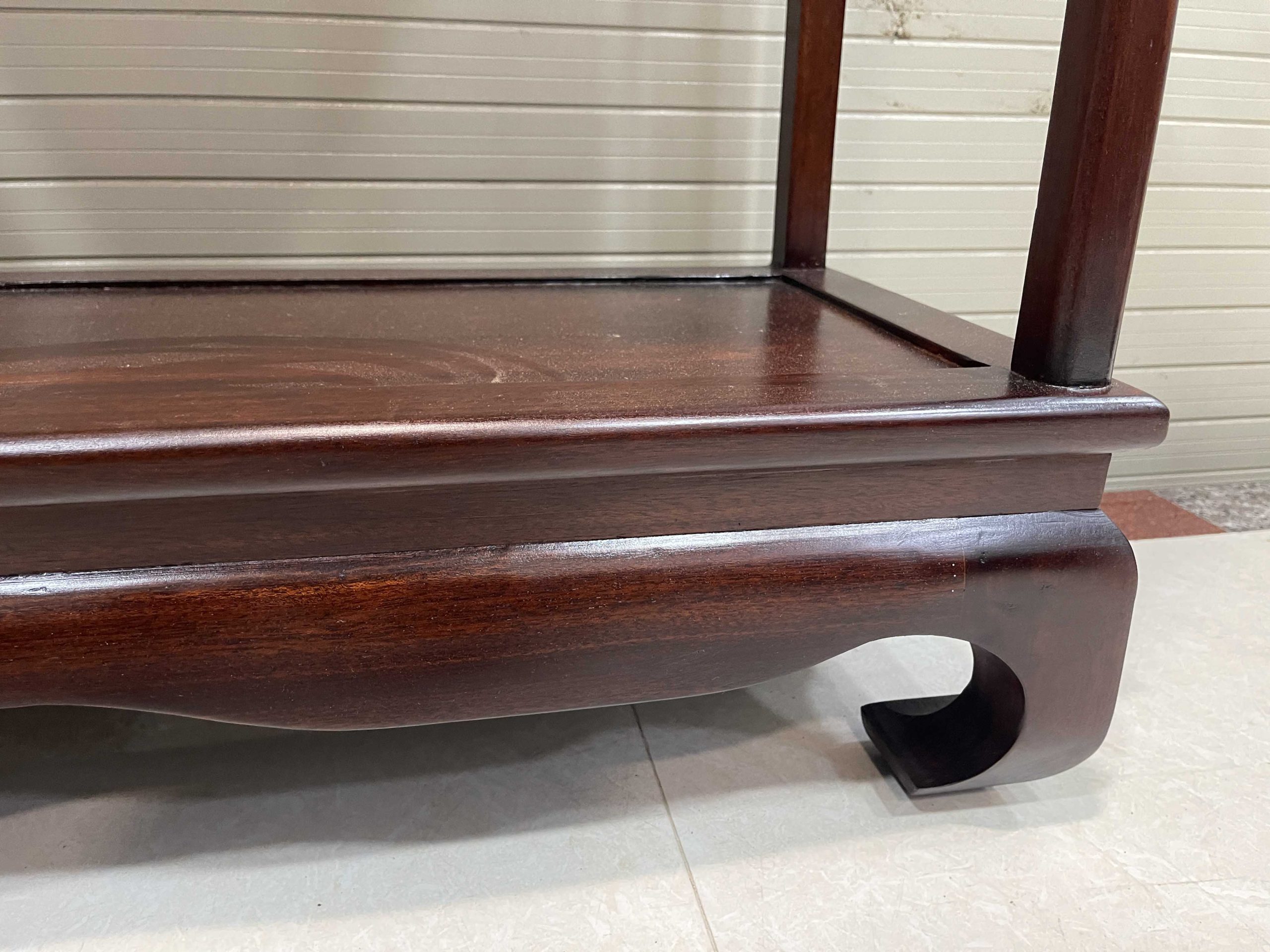 Mẫu Kệ Bày Đồ Gỗ Gụ 211 x 119 x 36 Cm
