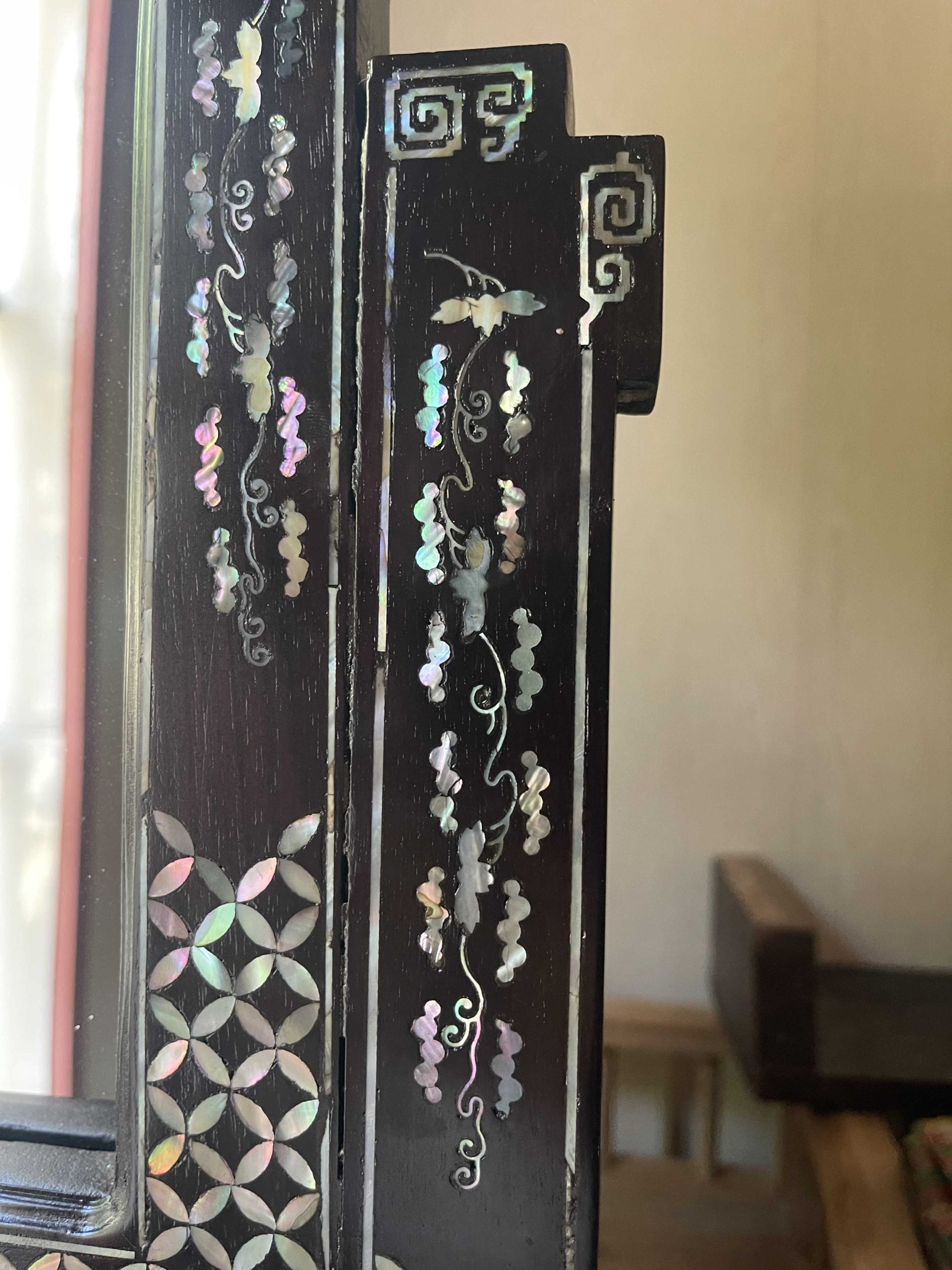 Mẫu Khám Ảnh Khảm Cẩn Ốc Gỗ Gụ