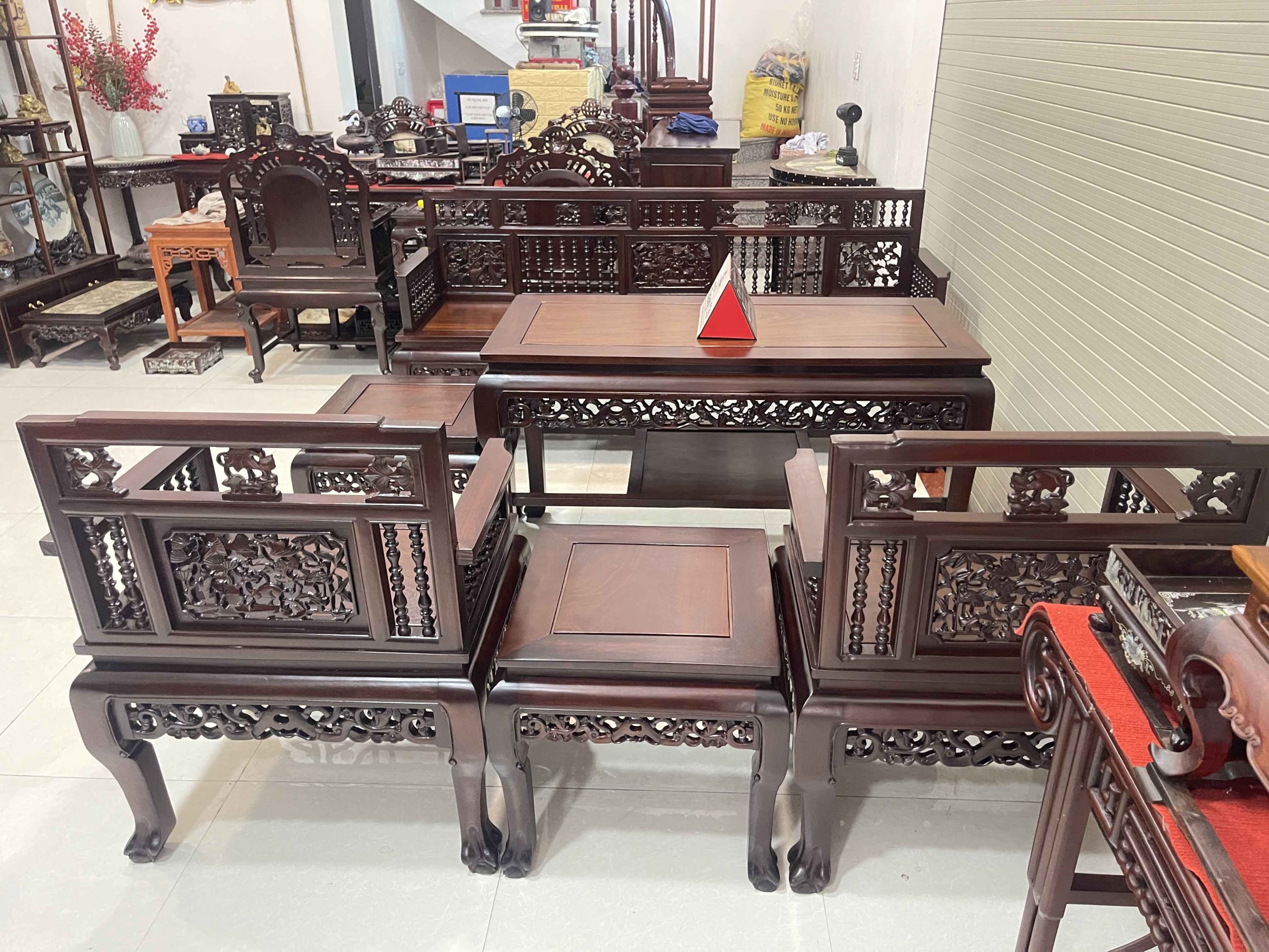Trường Kỷ Song Tiện 1 Đoản 2 Ghế Đơn 1 Bàn 2 Đôn(22) Trường Kỷ Song Tiện 1 Đoản 2 Ghế Đơn 1 Bàn 2 Đôn