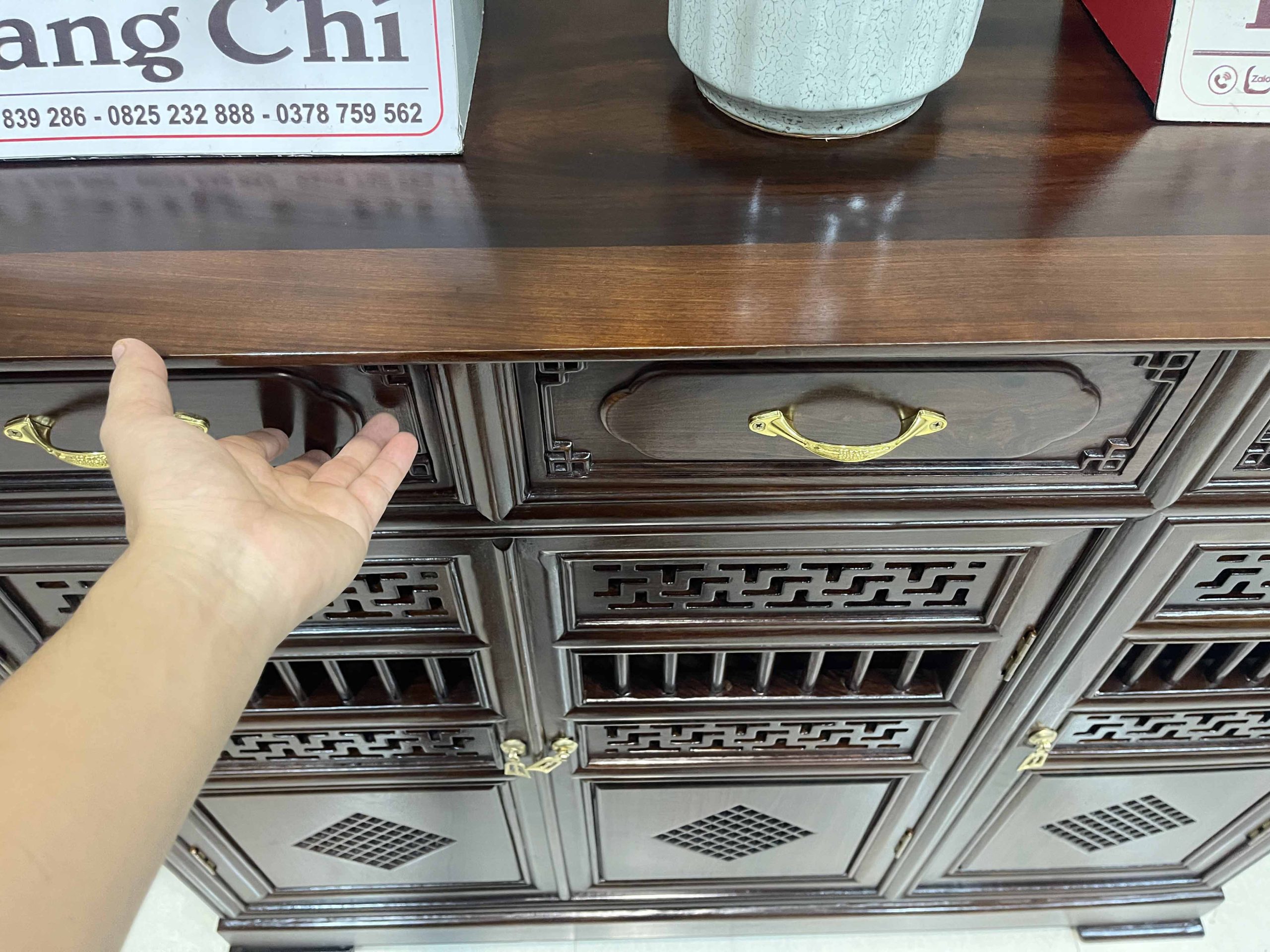 Tủ Để Giày Dép Bày Đồ Hương Đá