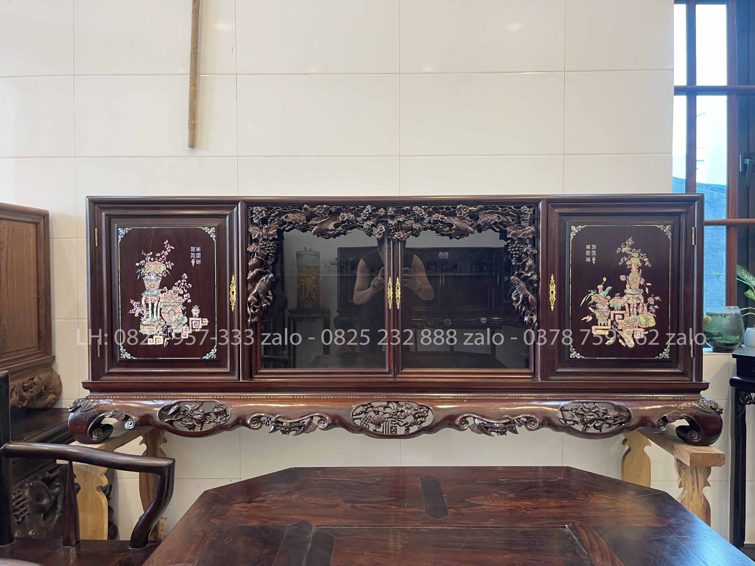 Tủ Chè Gụ Khảm Ốc Đẹp Cảnh Đông Bích