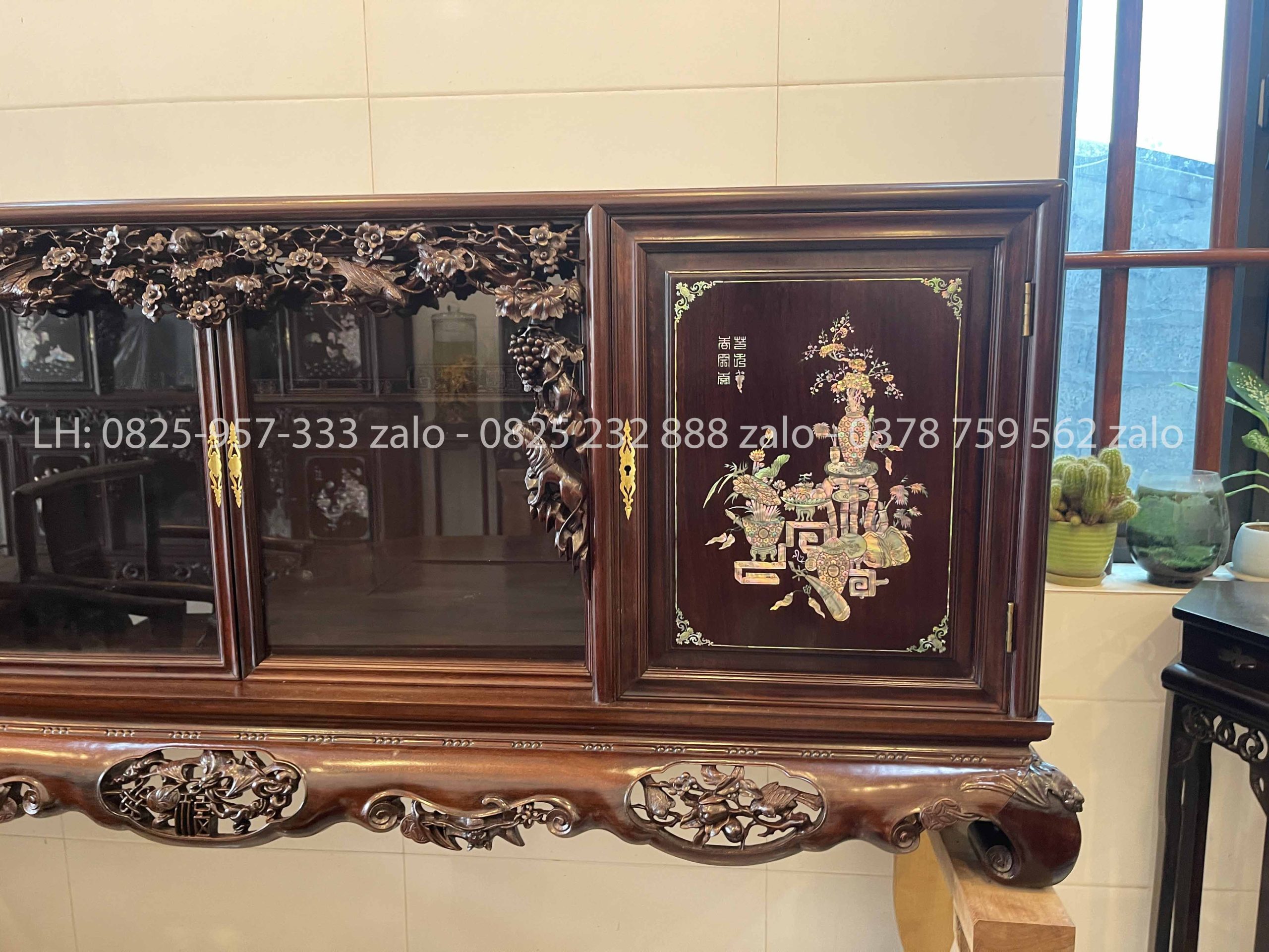 Tủ Chè Gụ Khảm Ốc Đẹp Cảnh Đông Bích