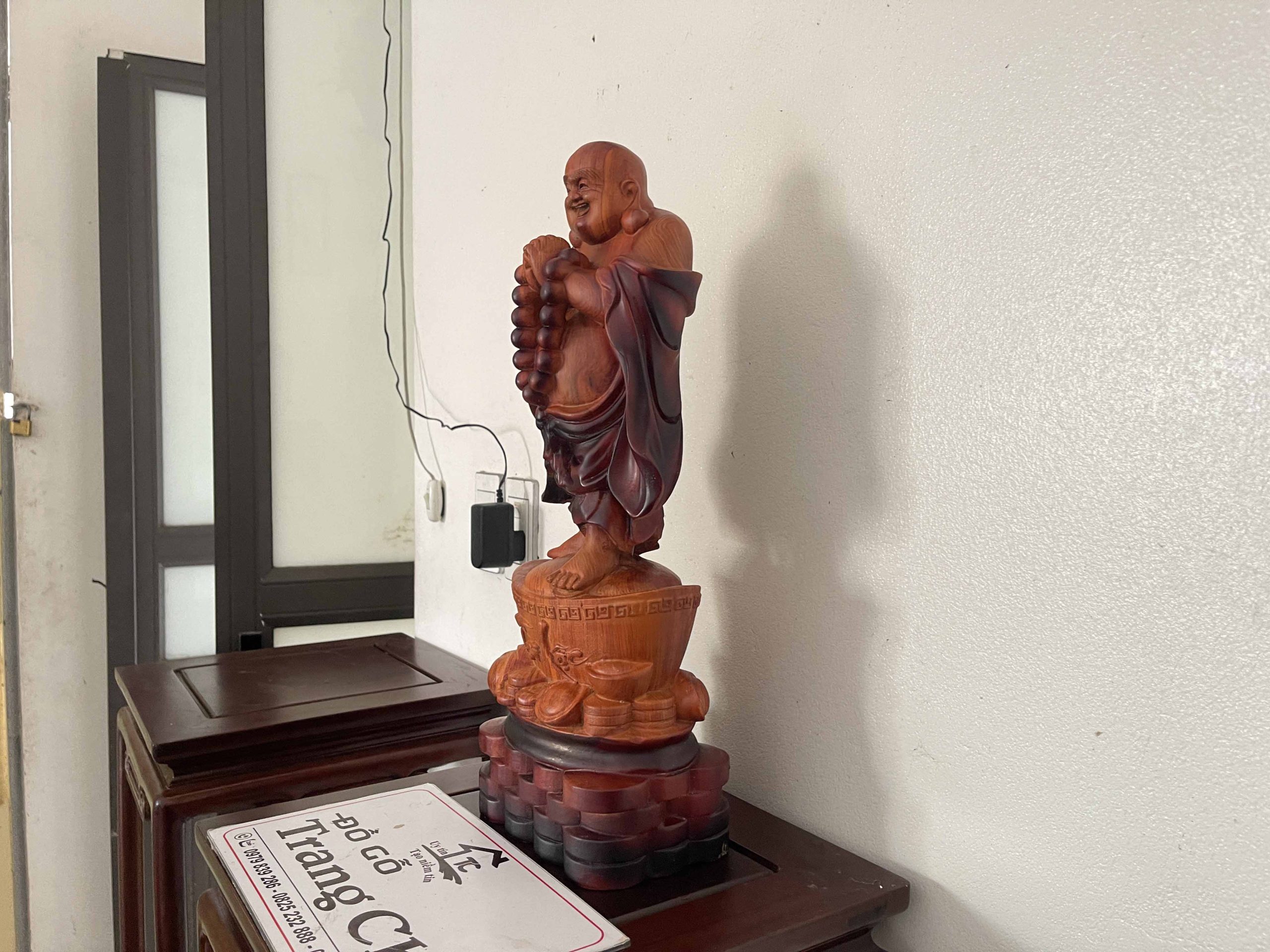 Pho Tượng Di Lặc Chúc Phúc Gỗ Hương 
