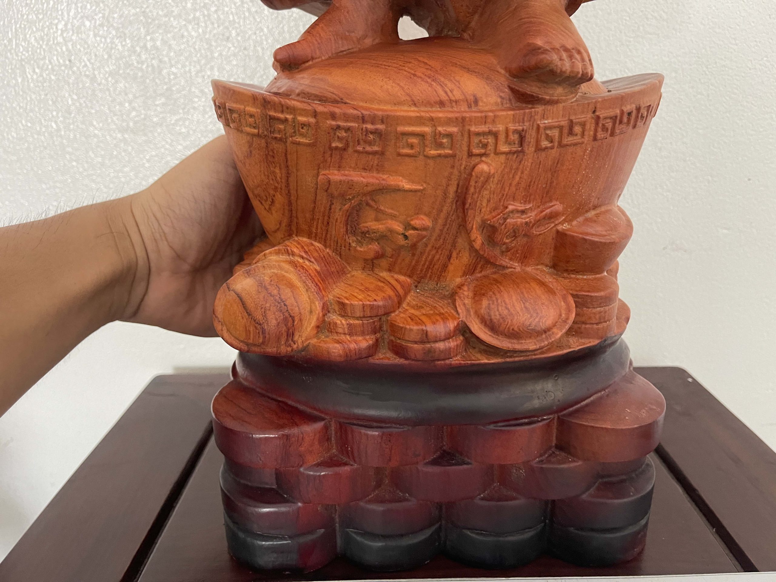 Pho Tượng Di Lặc Chúc Phúc Gỗ Hương 