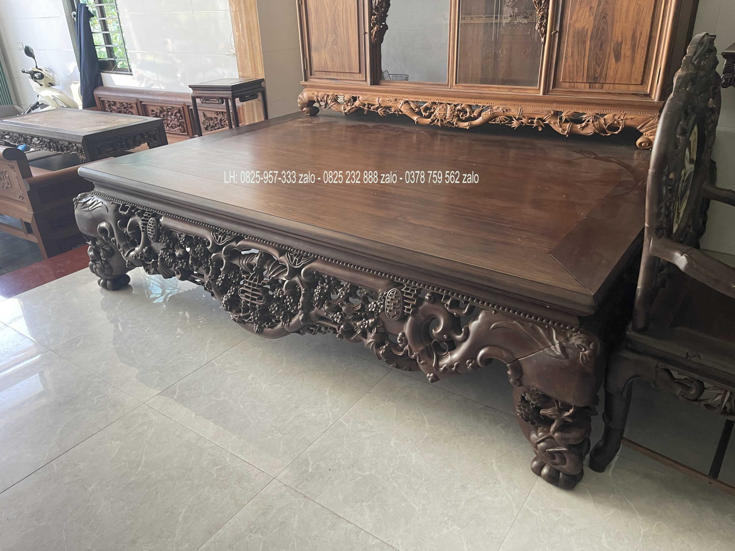 Sập Ngũ Phúc Chân Hươu 220 x 180 Cm Gỗ Gụ